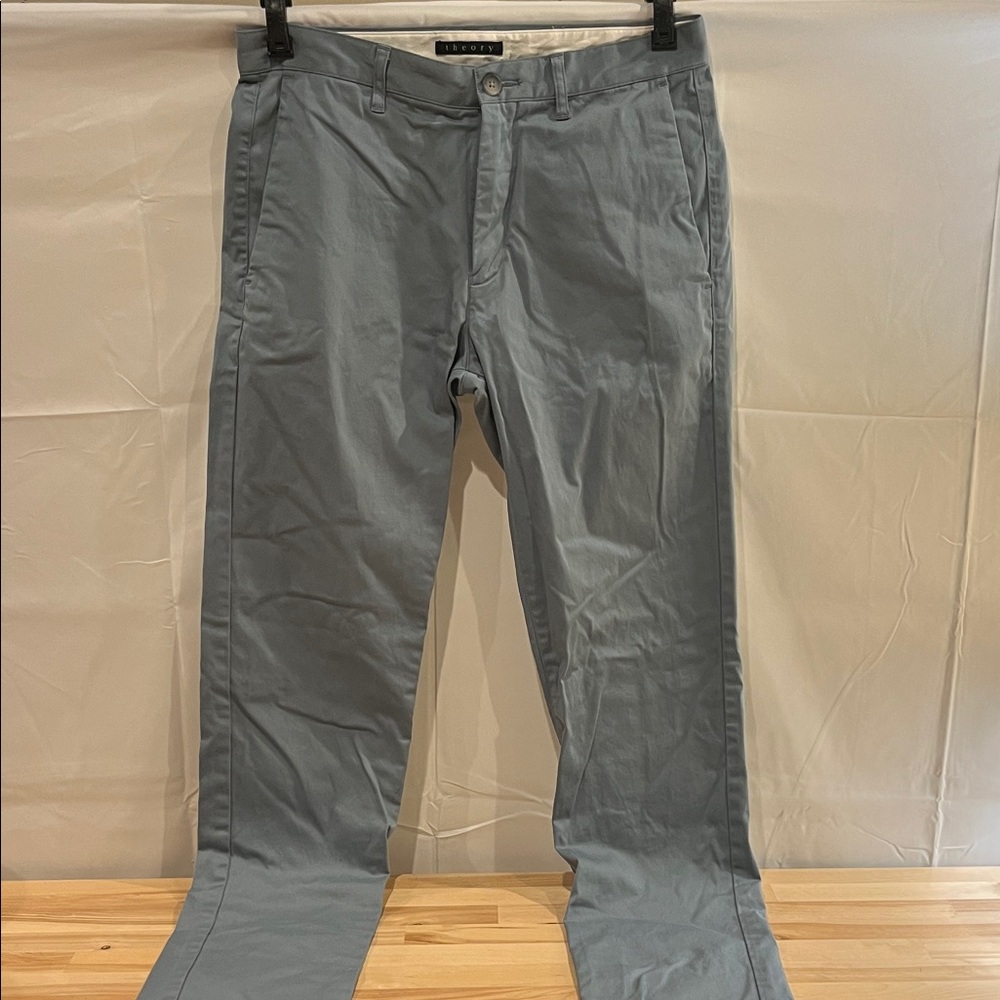Theory Men's Blue Chinos in 30x32